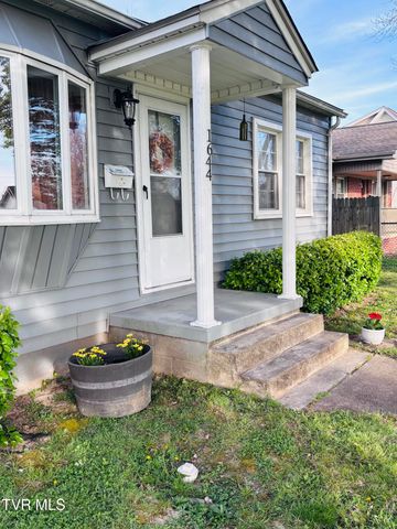 1644 Redwood Drive, Kingsport, TN 37664