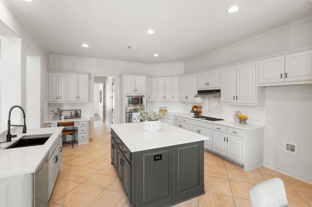 11904 Bristlewood CV, Austin, TX 78732