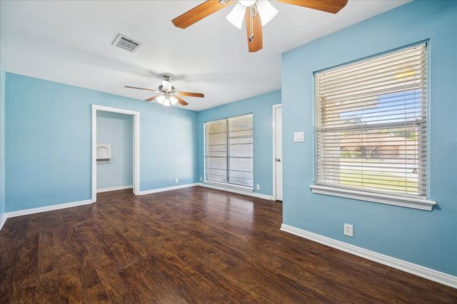 329 Robin Street, Deer Park, TX 77536