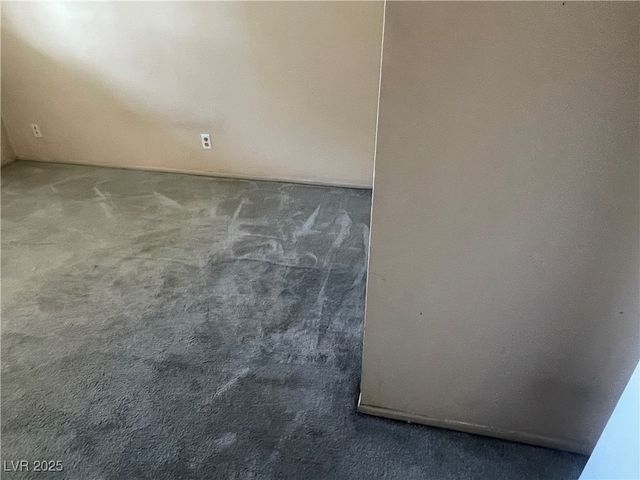 2482 Paradise Village Way, Las Vegas, NV 89120