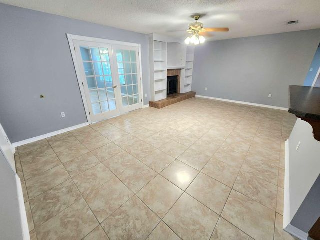 665 Saint Lucia Cove, Niceville, FL 32578