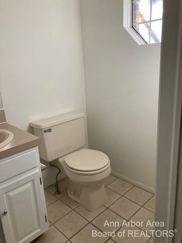 3502 Burbank Drive, Ann Arbor, MI 48105