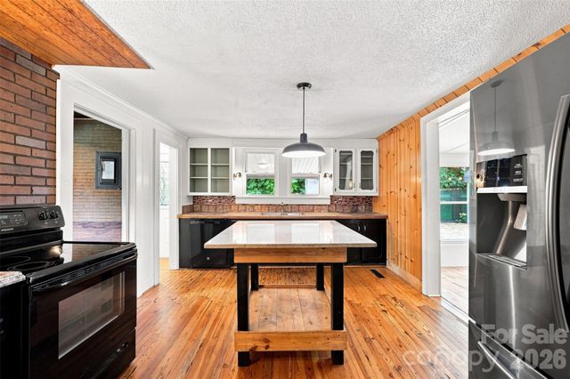 3466 Roberta Road, Concord, NC 28027