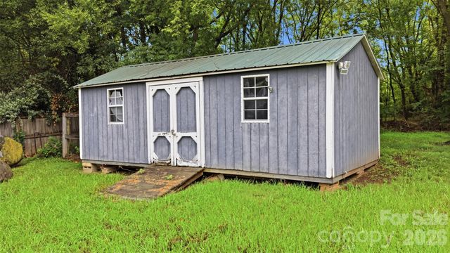 3466 Roberta Road, Concord, NC 28027
