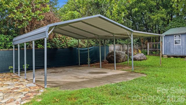 3466 Roberta Road, Concord, NC 28027