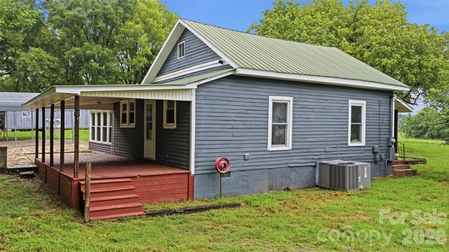 3466 Roberta Road, Concord, NC 28027