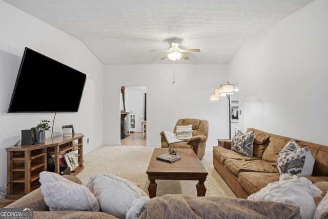 140 Hillside Lane, Roswell, GA 30076