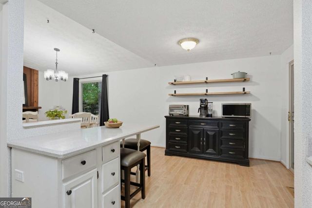 140 Hillside Lane, Roswell, GA 30076