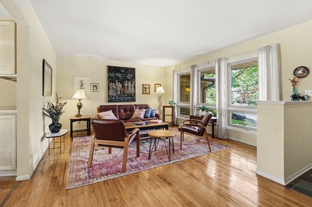 2230 Manchester Road, Ann Arbor, MI 48104