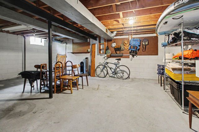 2230 Manchester Road, Ann Arbor, MI 48104