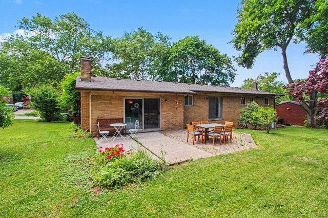 2230 Manchester Road, Ann Arbor, MI 48104