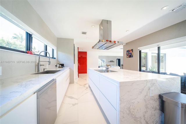 766 NE 96th St, Miami Shores, FL 33138