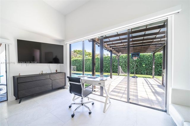 766 NE 96th St, Miami Shores, FL 33138