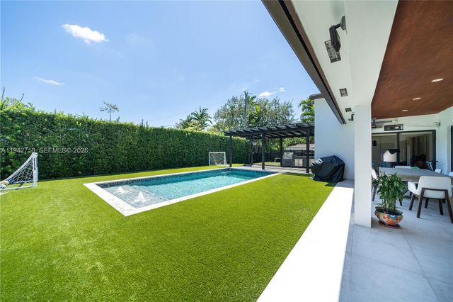 766 NE 96th St, Miami Shores, FL 33138