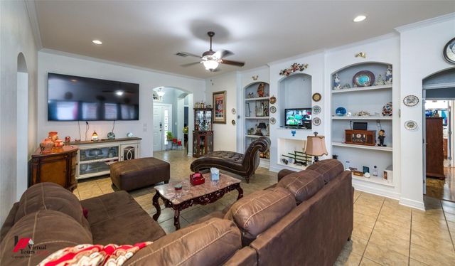 2302 Tallgrass, Bossier City, LA 71111