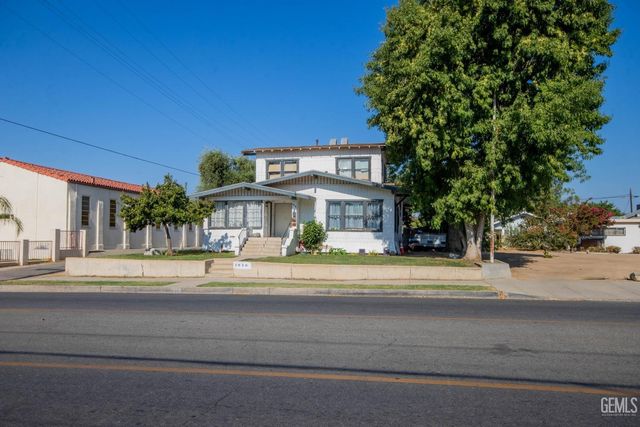 1910 Baker Street, Bakersfield, CA 93305