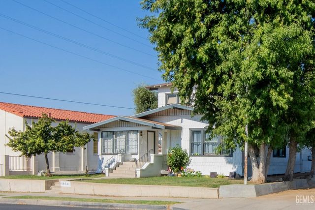 1910 Baker Street, Bakersfield, CA 93305