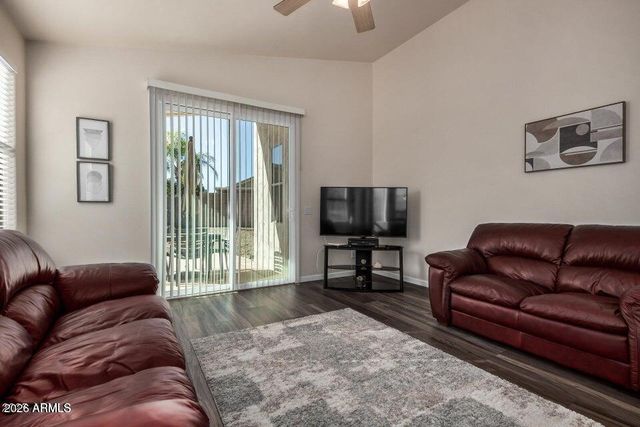 17709 W SUNBELT Drive, Surprise, AZ 85374