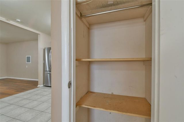 4805 Leslie Drive, Del City, OK 73115