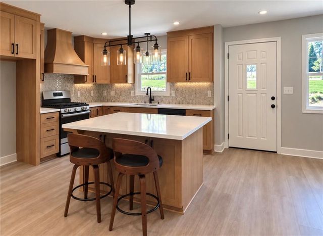 1810 N 60th Street, Kansas City, KS 66102