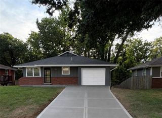 1810 N 60th Street, Kansas City, KS 66102