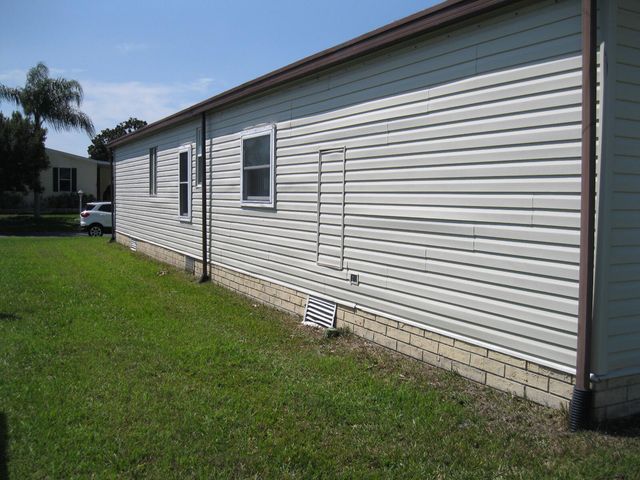 493 Hemingway Terrace, Fort Pierce, FL 34982