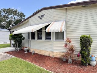 493 Hemingway Terrace, Fort Pierce, FL 34982