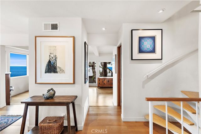 683 Alta Vista Way, Laguna Beach, CA 92651