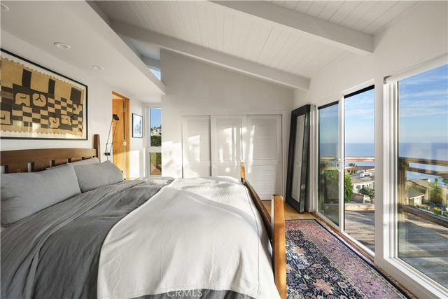 683 Alta Vista Way, Laguna Beach, CA 92651