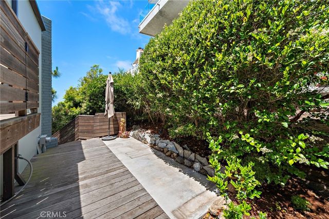 683 Alta Vista Way, Laguna Beach, CA 92651