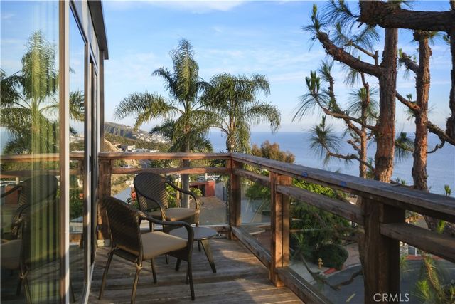683 Alta Vista Way, Laguna Beach, CA 92651