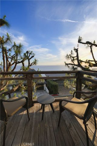 683 Alta Vista Way, Laguna Beach, CA 92651