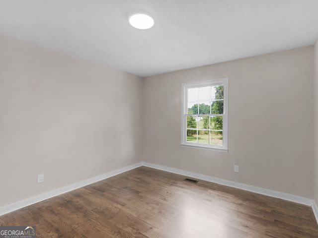 2172 Garner Road, Gay, GA 30218