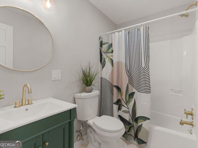 2172 Garner Road, Gay, GA 30218