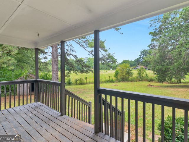 2172 Garner Road, Gay, GA 30218