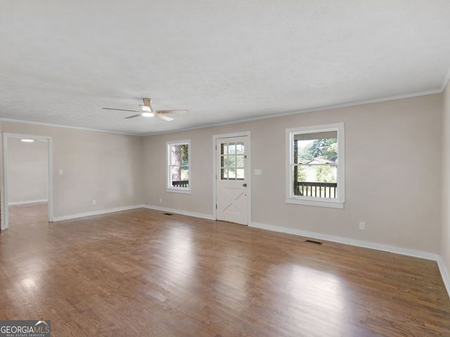 2172 Garner Road, Gay, GA 30218