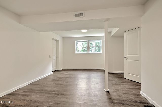 3718 Cheekwood Drive, Kingsport, TN 37660
