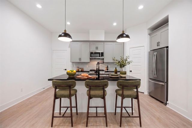 2217 Lee Street, Houston, TX 77026
