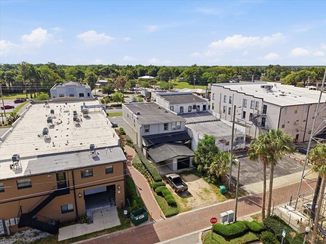 61 N CENTRAL AVENUE, Umatilla, FL 32784