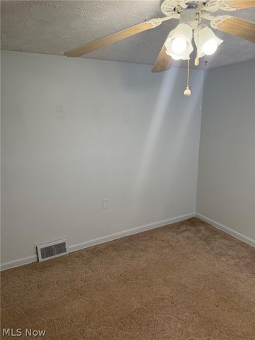 481 Shupe Avenue, Amherst, OH 44001