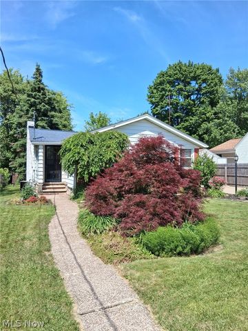 481 Shupe Avenue, Amherst, OH 44001