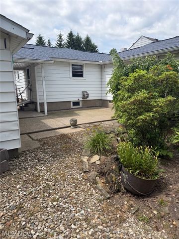 481 Shupe Avenue, Amherst, OH 44001