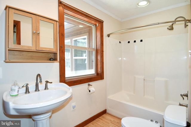 4562 QUAIL RUN DR, Marshall, VA 20115