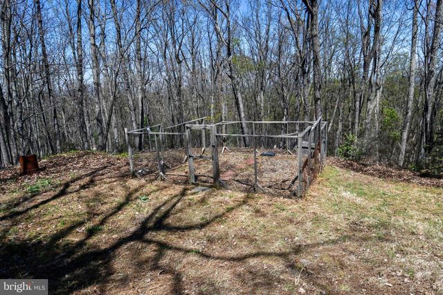 4562 QUAIL RUN DR, Marshall, VA 20115
