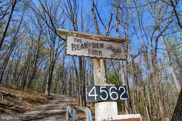 4562 QUAIL RUN DR, Marshall, VA 20115