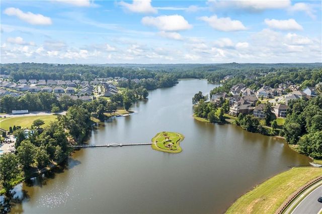6892 Big Sky Drive, Flowery Branch, GA 30542