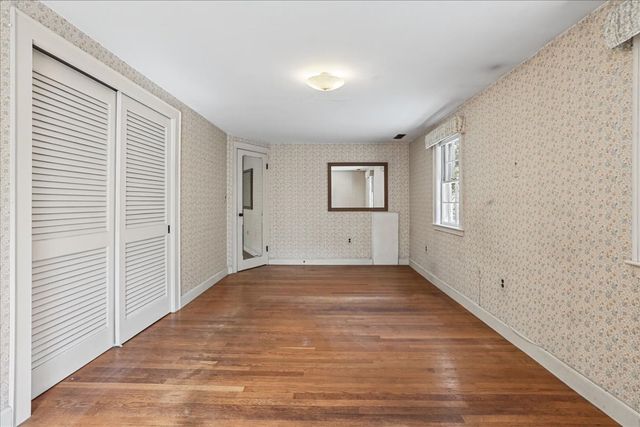 1036 High St, Westwood, MA 02090