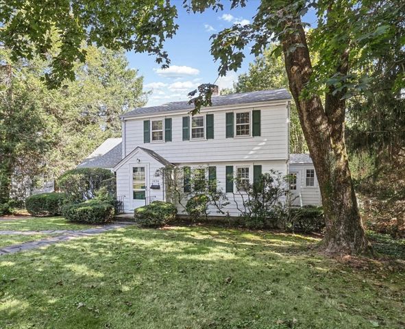 1036 High St, Westwood, MA 02090