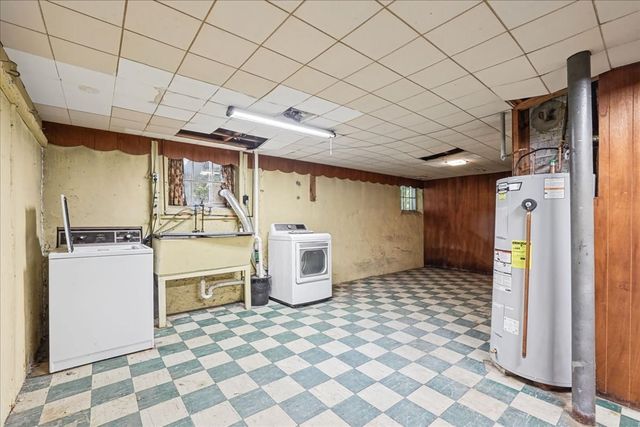1036 High St, Westwood, MA 02090