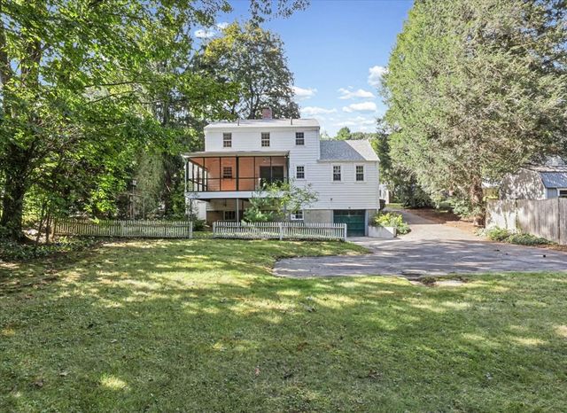 1036 High St, Westwood, MA 02090